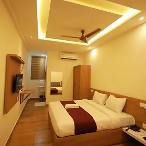  Hotel Hydepark Regency India