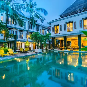 3* Hotel Casa Padma